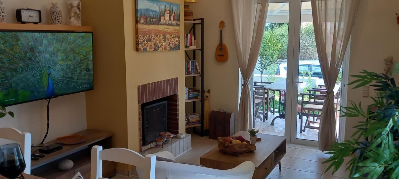 Adi'S Apartment On The Beach برباتي المظهر الخارجي الصورة