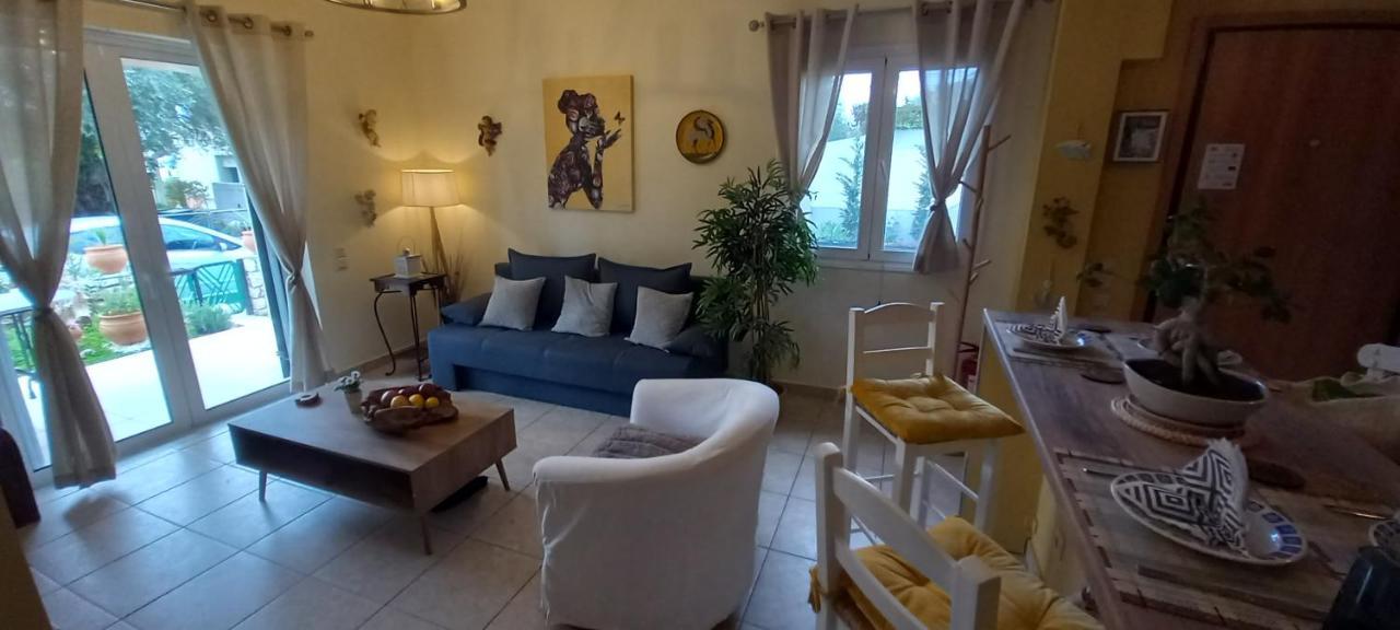 Adi'S Apartment On The Beach برباتي المظهر الخارجي الصورة
